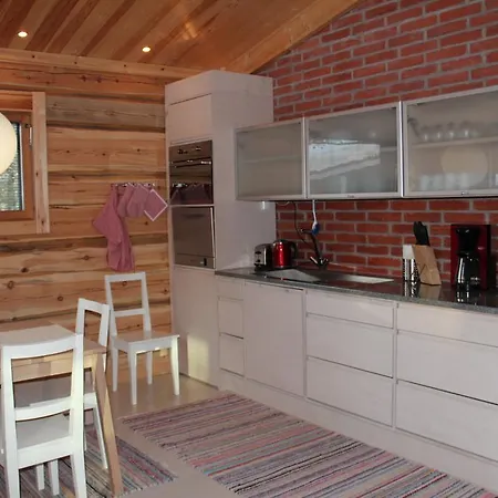 Syoete Cottage